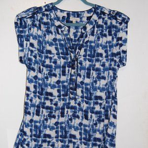 Silky, sleeveless print blouse